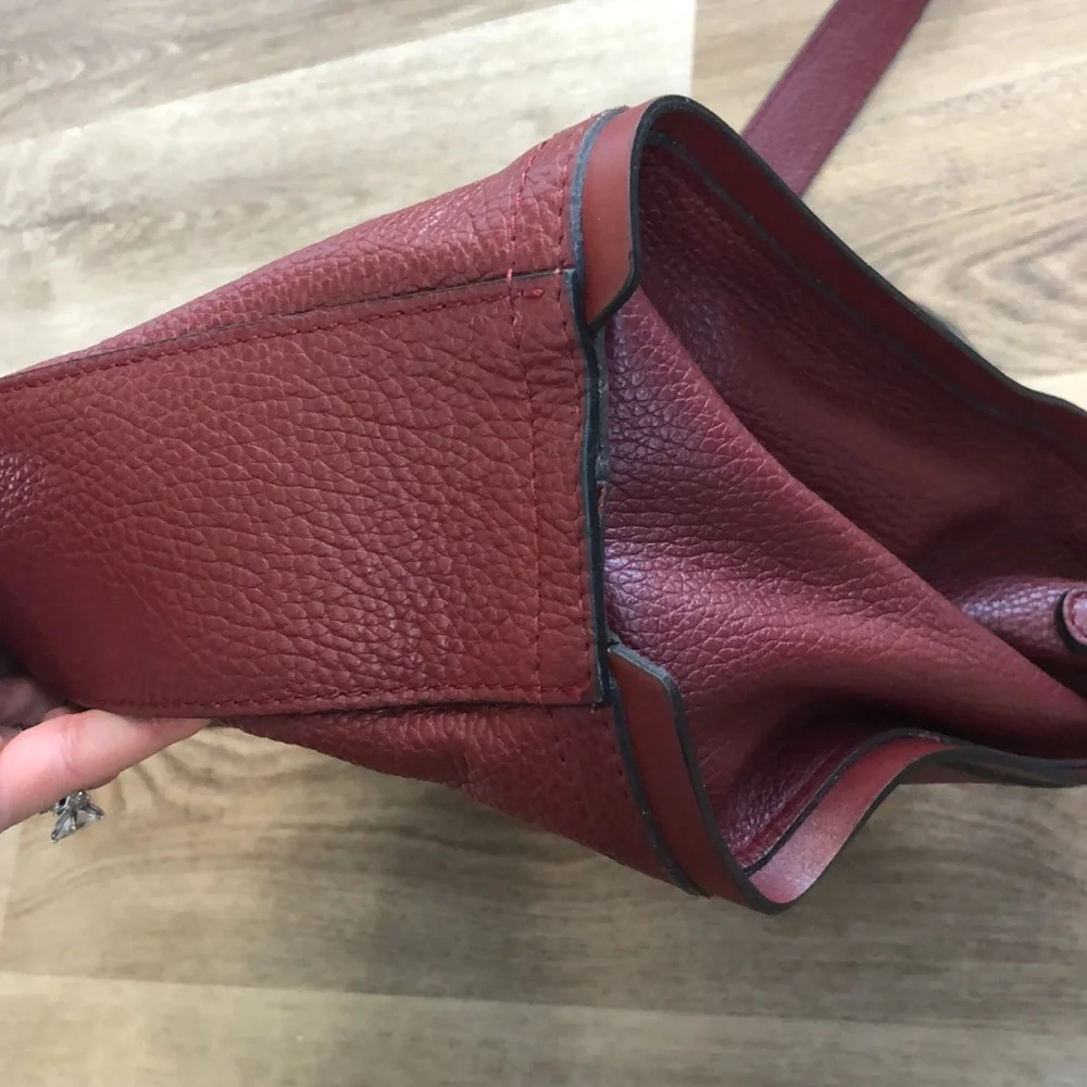Gianni Chiarini Leather Made in Italy Bag - Picture 12 of 17